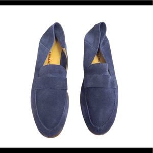 Lucky Brand Chennie Blue Suede Leather Loafers 8M 
PREOWNED/USED